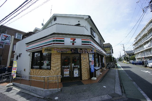 らいぶ  コンビニ