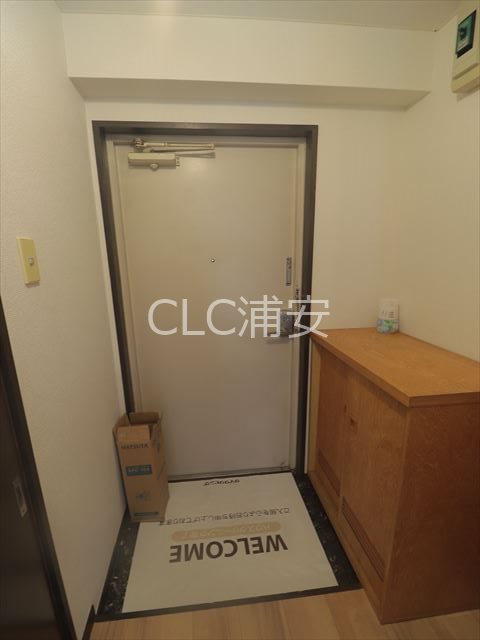 千葉県浦安市北栄１丁目 玄関