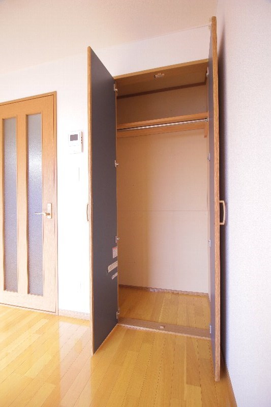 千葉県船橋市東船橋４丁目 収納