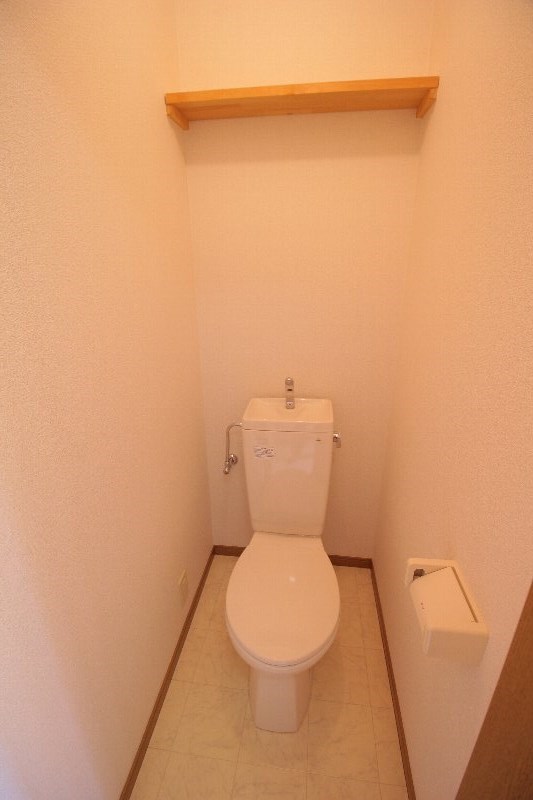 千葉県船橋市東船橋４丁目 トイレ