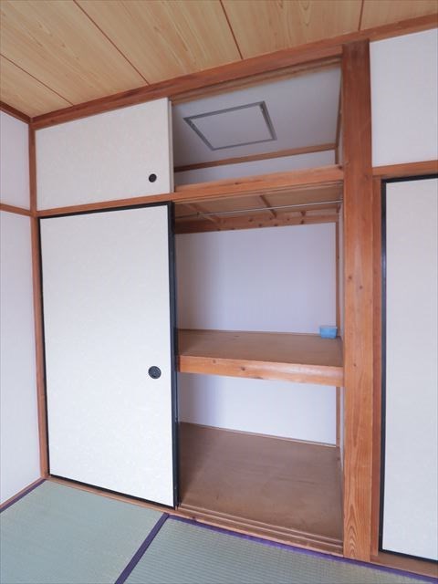 千葉県市川市新井１丁目 収納