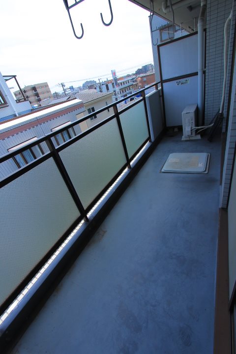 千葉県市川市相之川２丁目 ベランダ