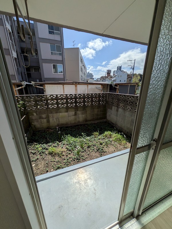 神奈川県横浜市金沢区洲崎町 ベランダ