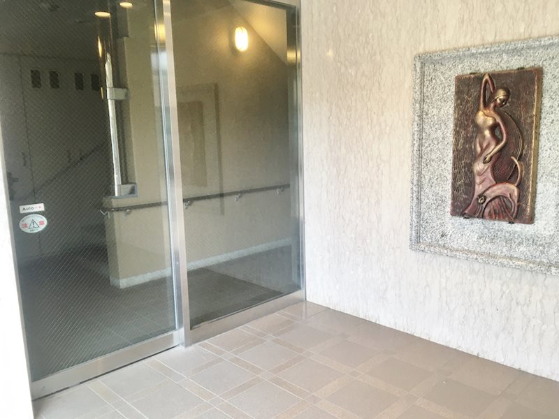 神奈川県横浜市金沢区柴町 エントランス