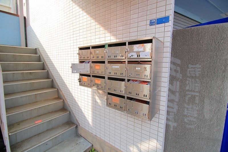 千葉県市川市欠真間２丁目 エントランス