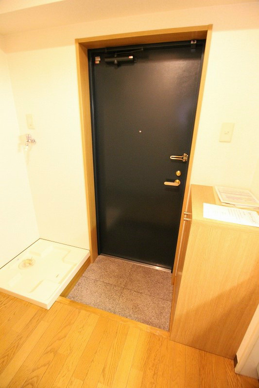 千葉県市川市富浜２丁目 玄関