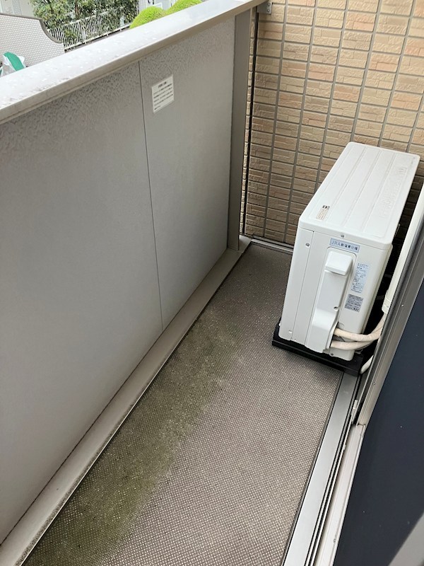 神奈川県横浜市金沢区柳町 ベランダ