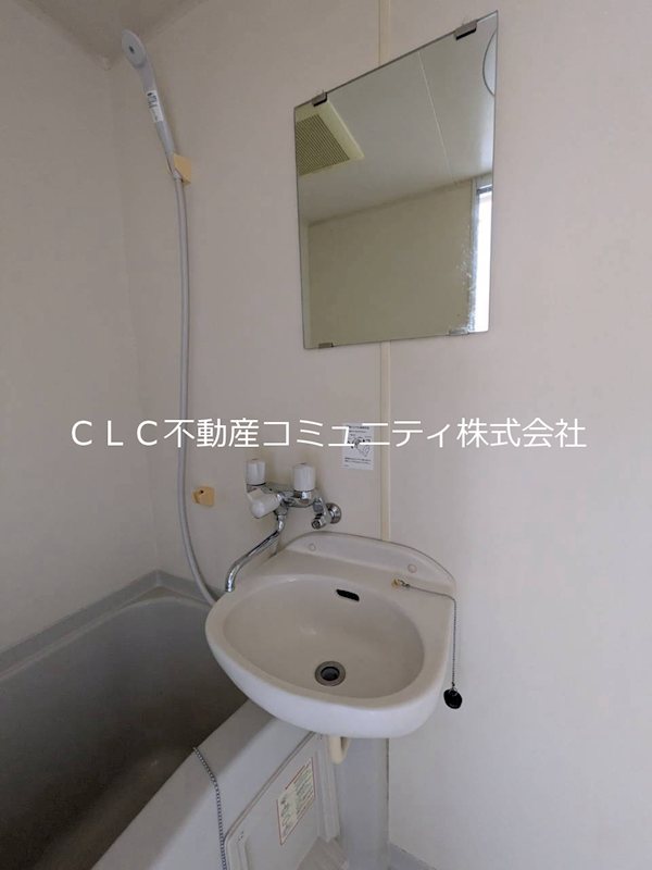 神奈川県横浜市金沢区谷津町 洗面所