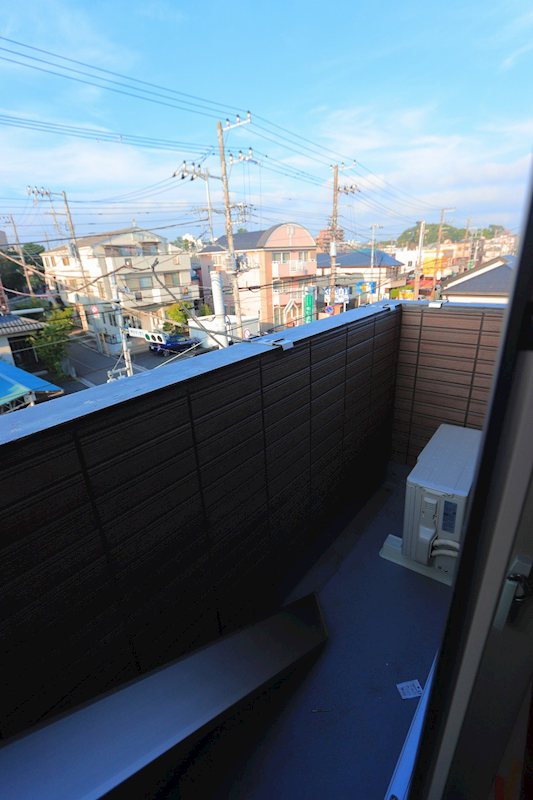 千葉県船橋市宮本５丁目 ベランダ