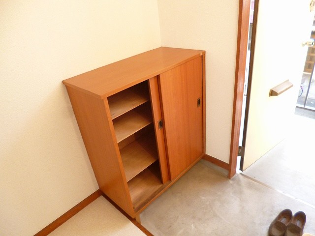 神奈川県川崎市中原区上平間 収納
