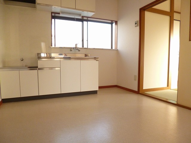 神奈川県川崎市中原区上平間 リビング