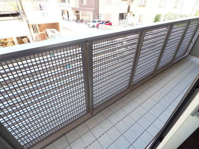 神奈川県川崎市中原区井田杉山町 ベランダ