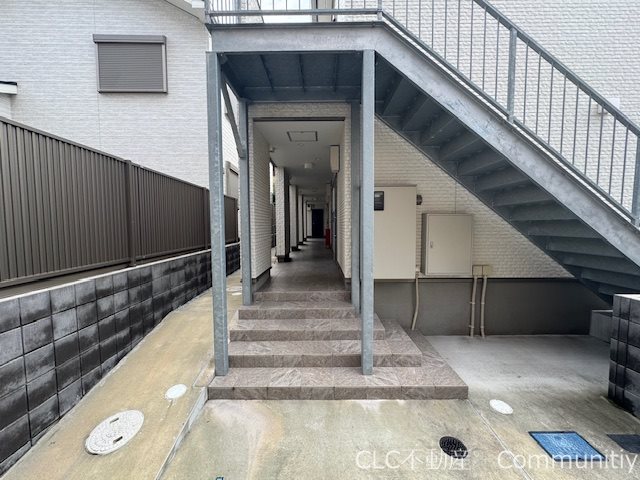 千葉県市川市福栄２丁目 エントランス