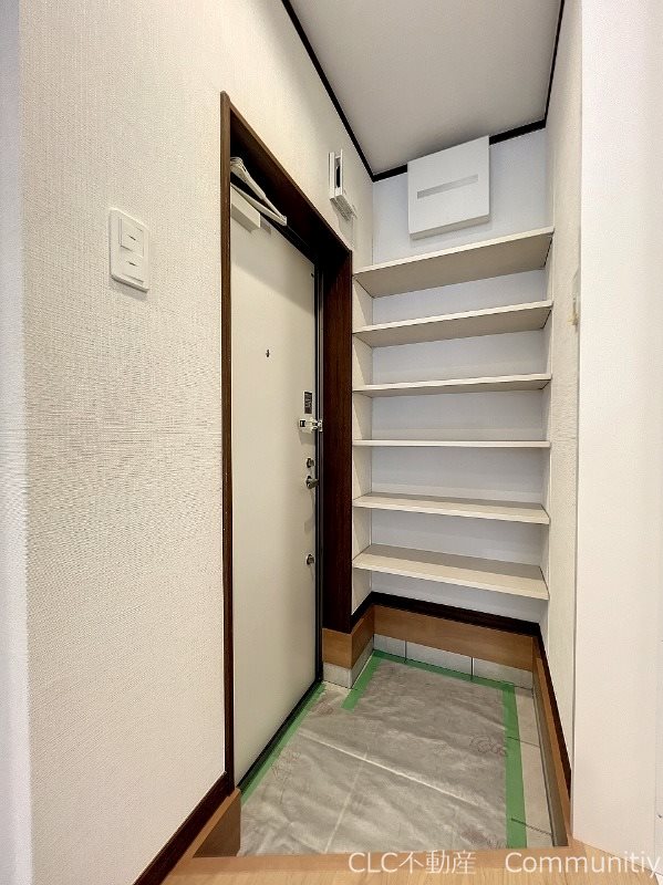 千葉県市川市福栄２丁目 玄関