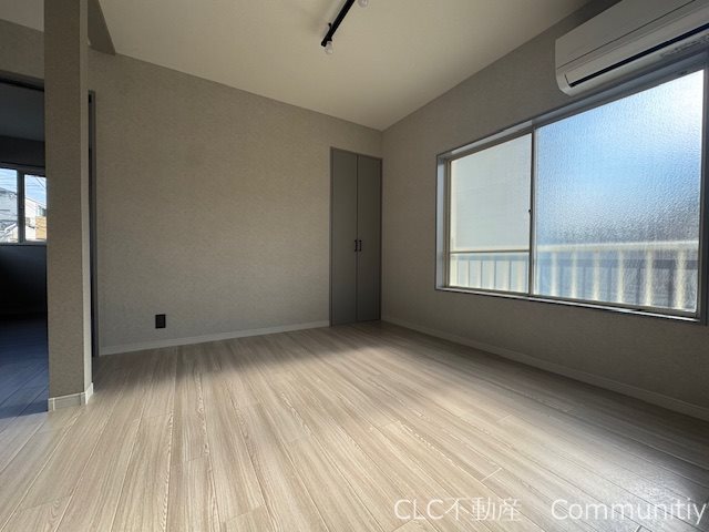千葉県浦安市堀江１丁目 リビング