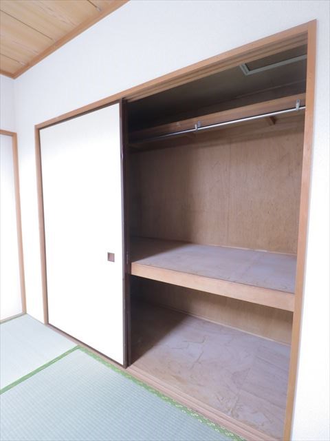 千葉県市川市欠真間２丁目 収納