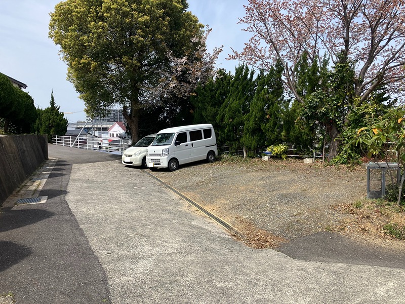 小川アパート 駐車場