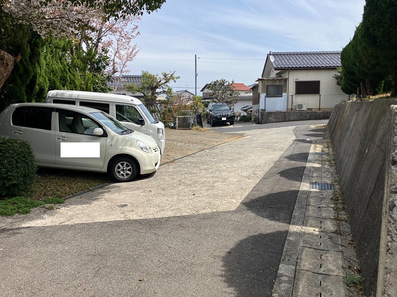 小川アパート 駐車場