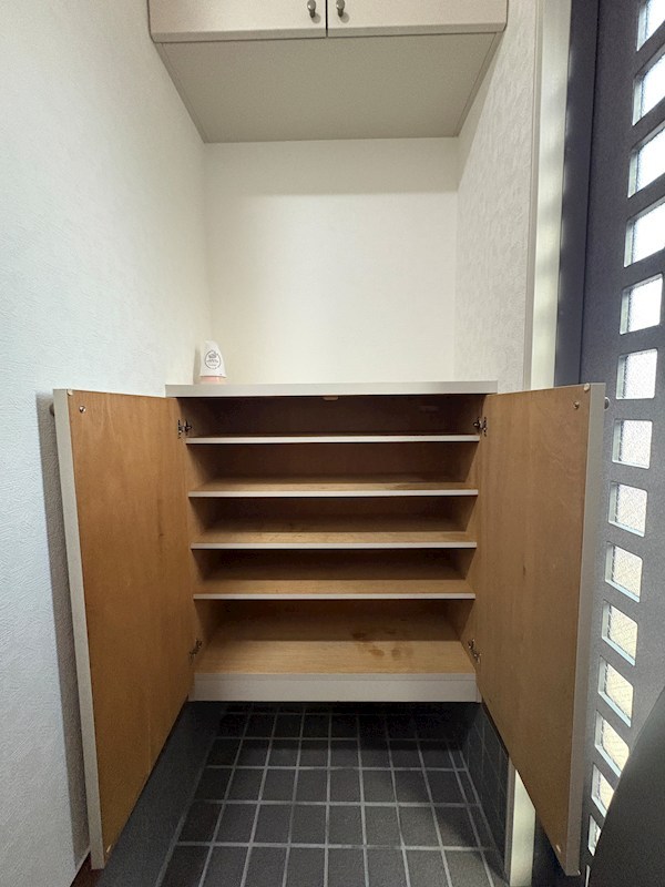 コーポ松南１号 収納