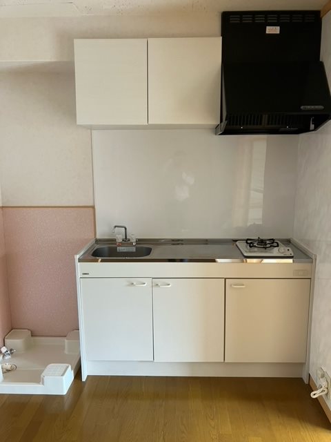 FineＸⅢ（ﾌｧｲﾝｻｰﾃｨﾝ） キッチン