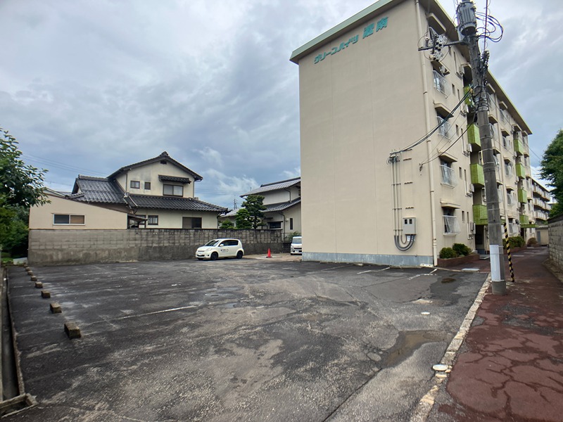 グリーンハイツ淞南 駐車場