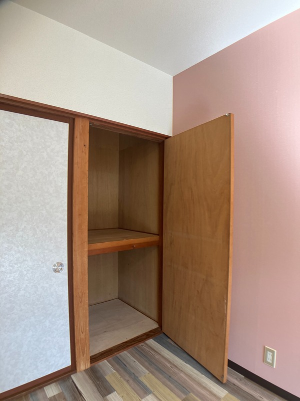 コウジハイツ向山 収納