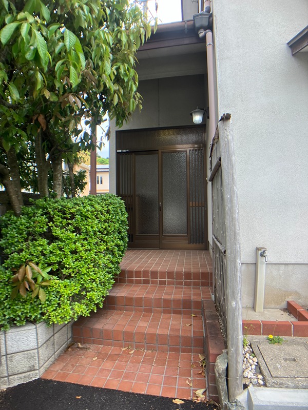 上乃木６丁目貸家 玄関