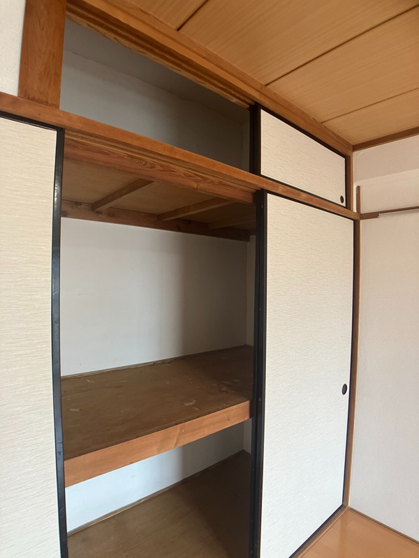 奥名ビル 収納