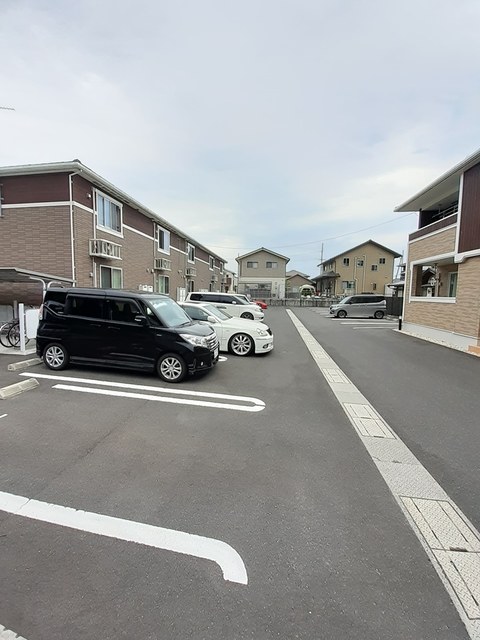 クレメント　Ａ 駐車場