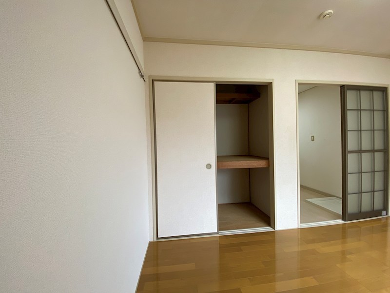 パークアベニュー弐番館 収納