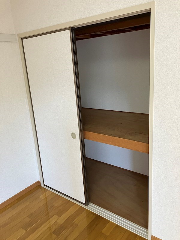 パークアベニュー弐番館 収納