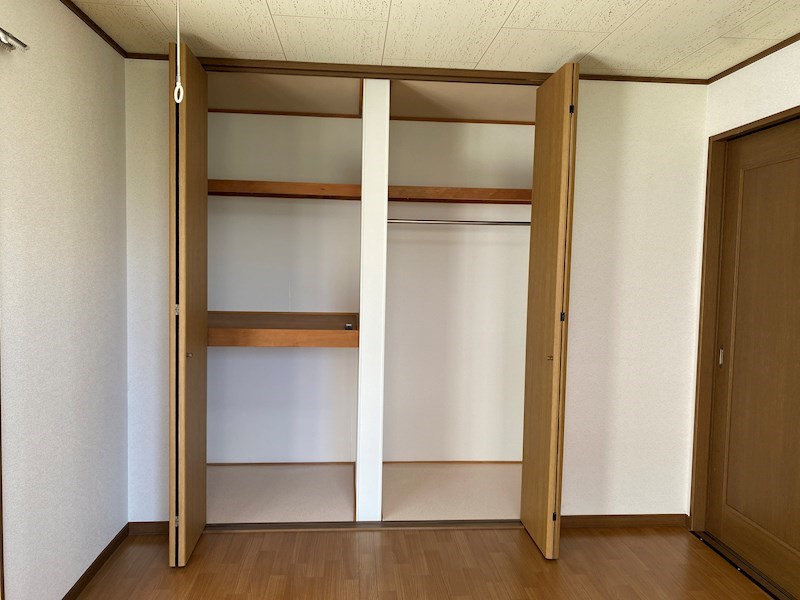 ドミールしずＢ棟 収納