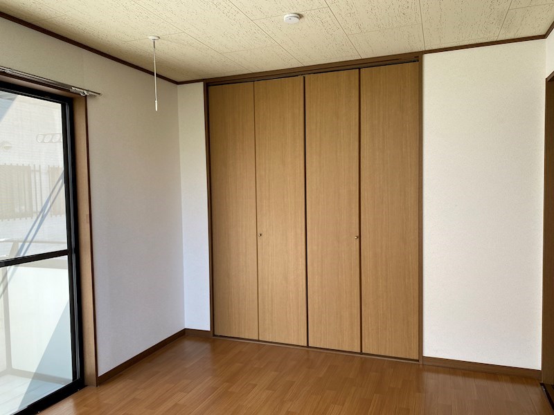 ドミールしずＢ棟 ベッドルーム