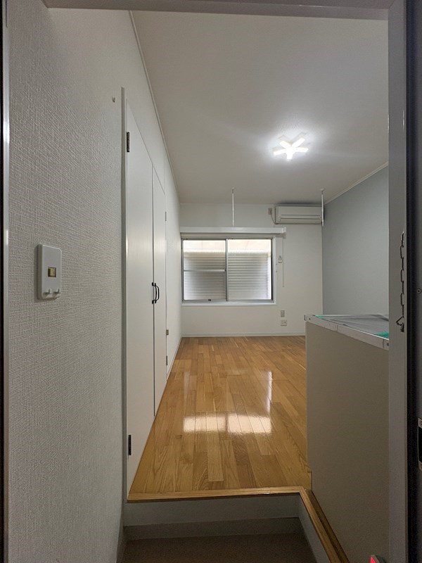 リベール 玄関