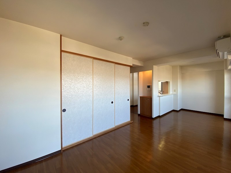足立マンション２番館 リビング