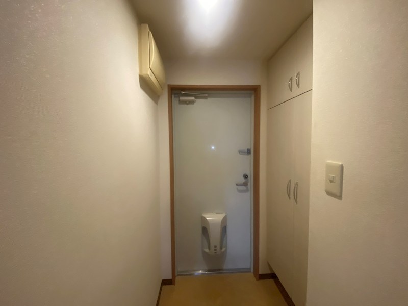 足立マンション２番館 玄関