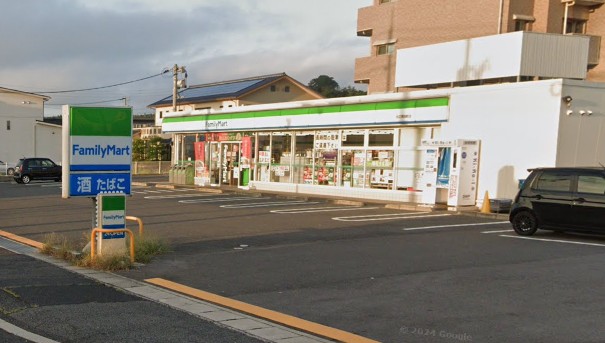 アンピュール コンビニ