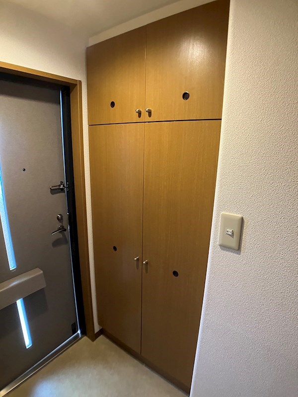 足立マンション 玄関