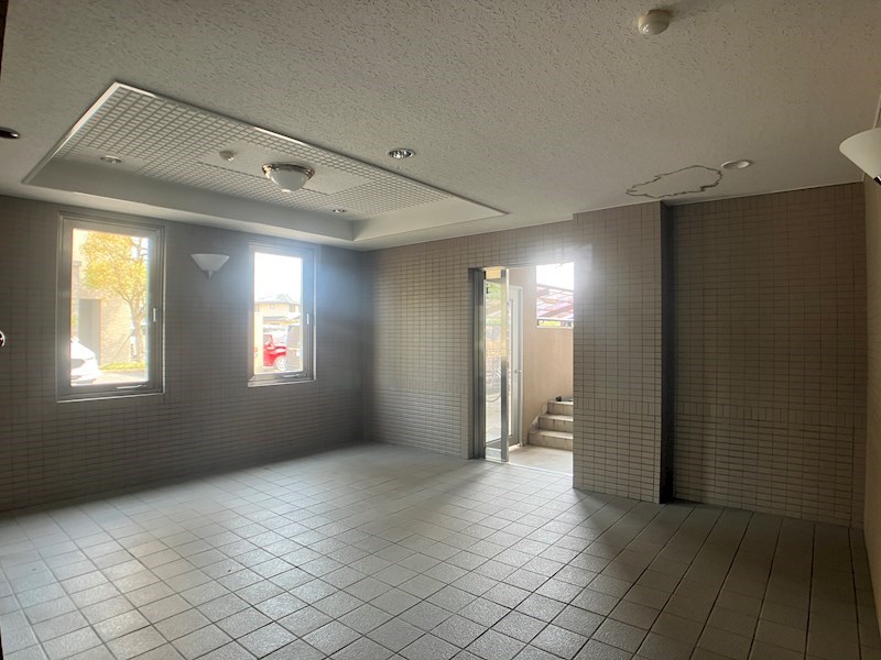 足立マンション エントランス
