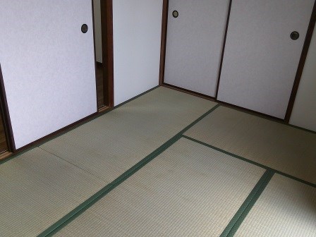 ベッドルーム