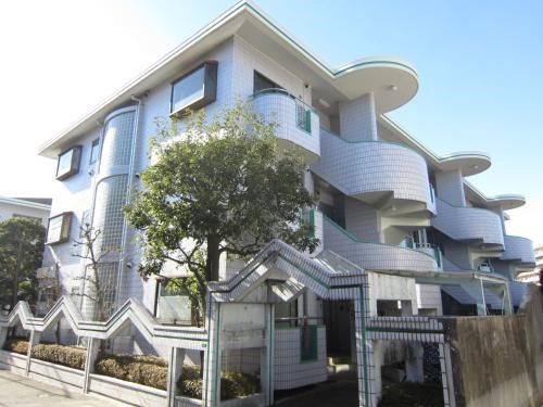 鉄筋コンクリート造3階建