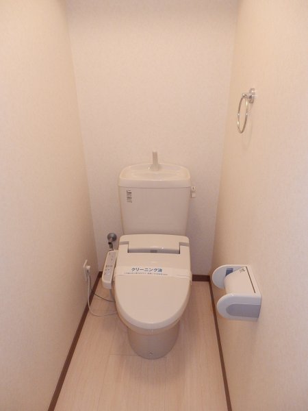 ノイシュロス１番館 トイレ