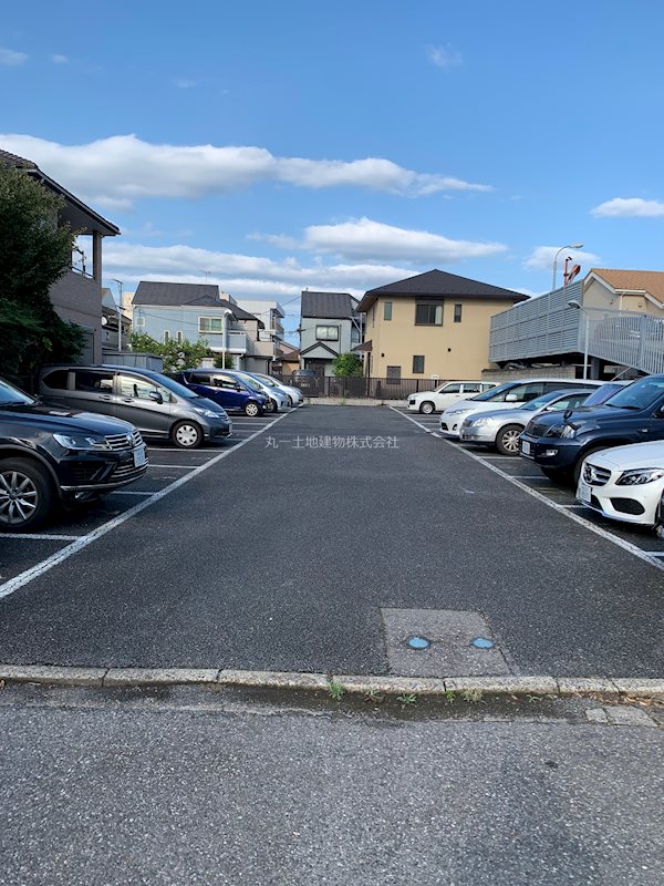 院内パーキング 外観