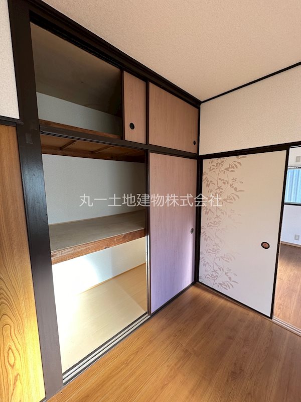 仁戸名町アパート 収納