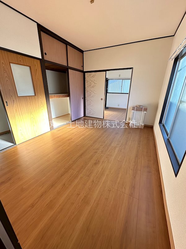 仁戸名町アパート リビング