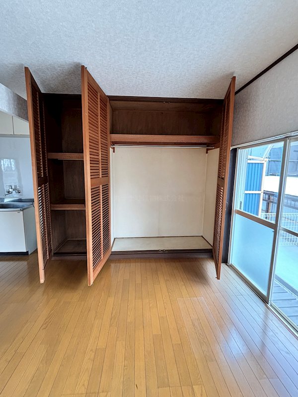 仁戸名町Hアパート 収納