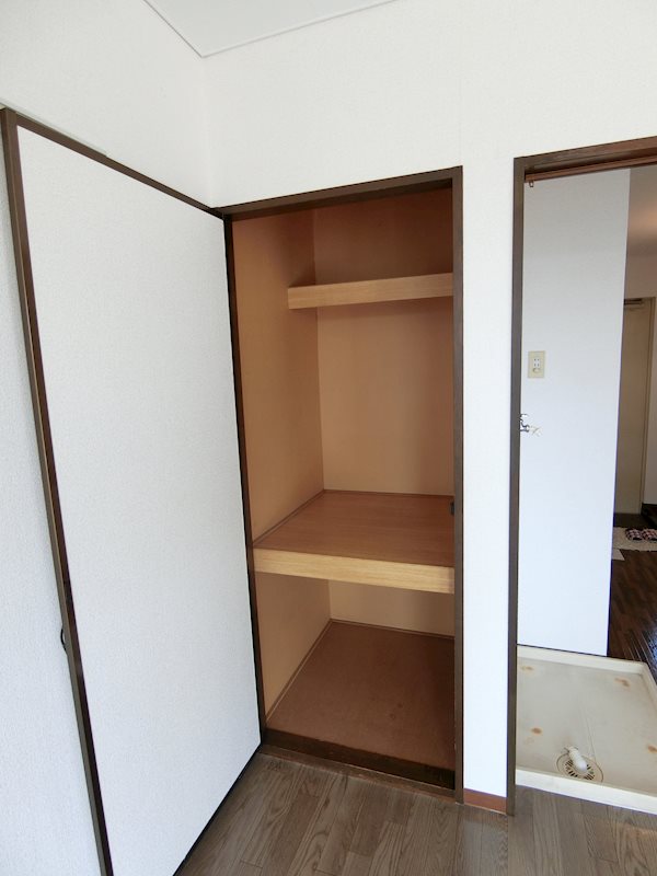 シャンポール青葉 収納