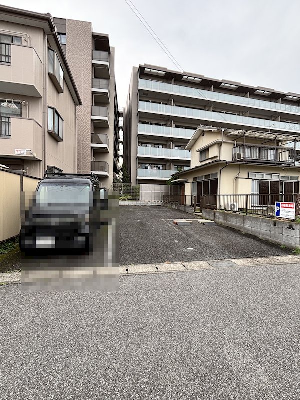 都賀田中貸家 駐車場