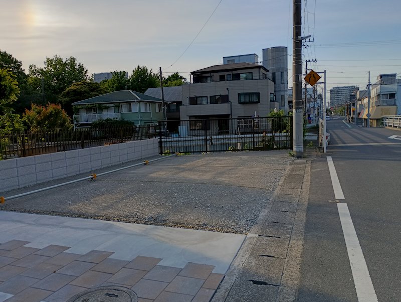 ミヤケ駐車場 外観