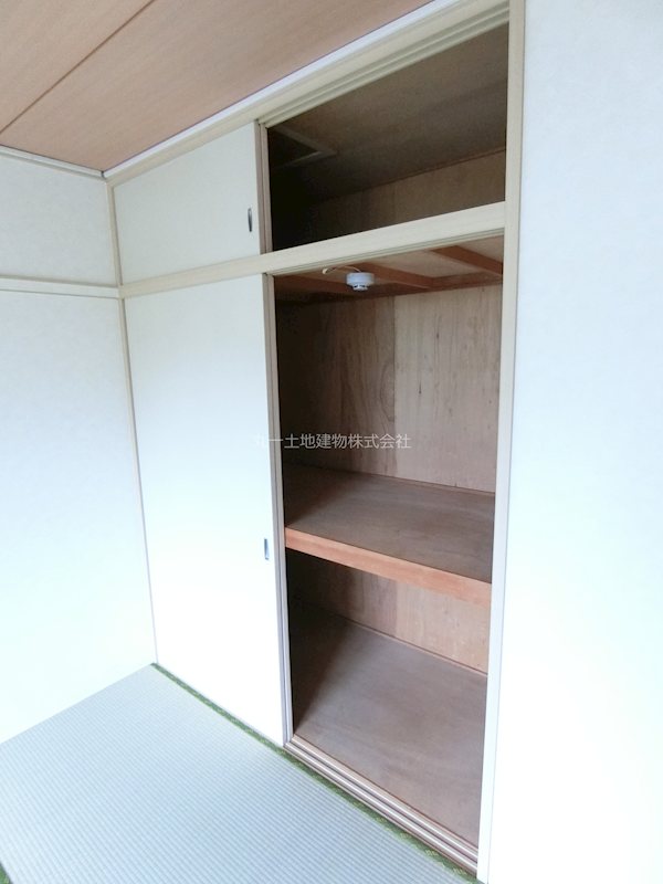 サンヴィレッジみつわ台Ｄ棟 収納